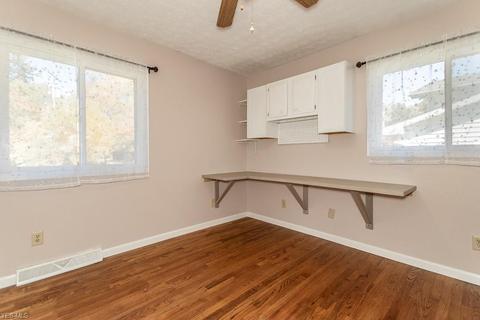 2938 W 9th St, Ashtabula, OH 44004 photo 13