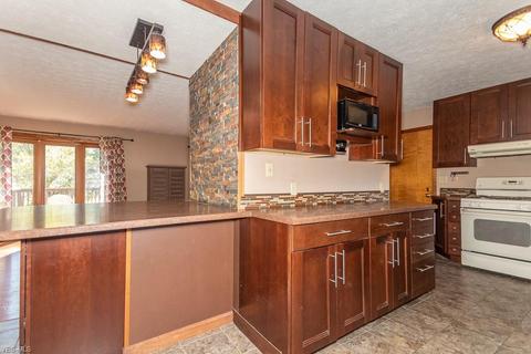 2938 W 9th St, Ashtabula, OH 44004 photo 7