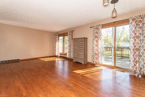 2938 W 9th St, Ashtabula, OH 44004 photo 4