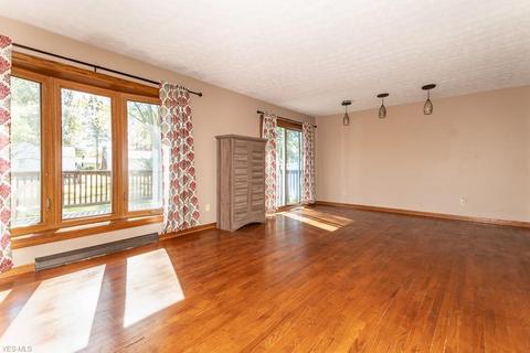 2938 W 9th St, Ashtabula, OH 44004 photo 3