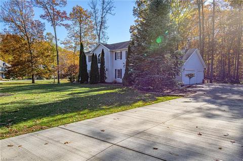 1708 Sapphire Dr, Hudson, OH 44236 photo 2