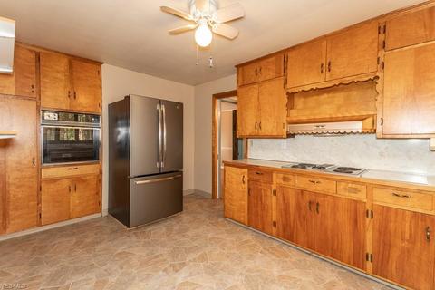 2745 Brown Rd, Ashtabula, OH 44004 photo 8