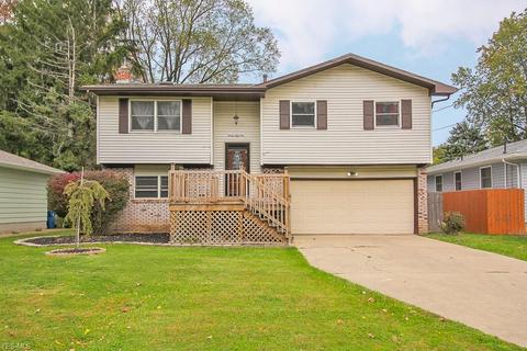 2051 E 37th St, Lorain, OH 44055 photo 1