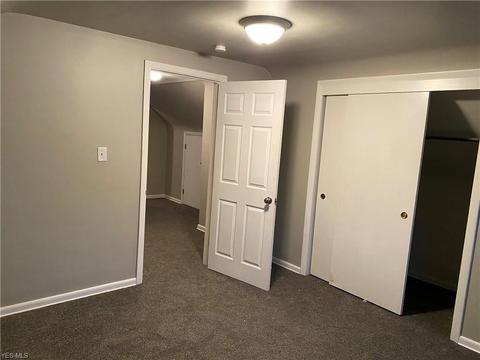 5672 E 141 St, Maple Heights, OH 44137 photo 13