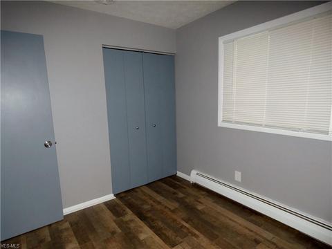 920 Eastern Height Blvd, Elyria, OH 44035 photo 10