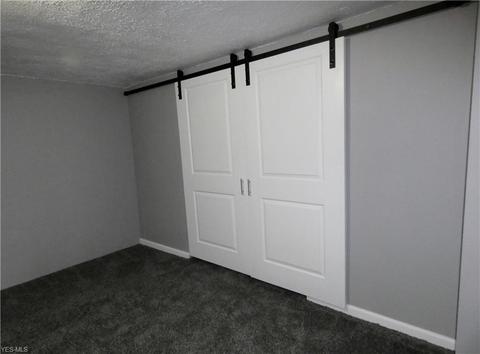 920 Eastern Height Blvd, Elyria, OH 44035 photo 19
