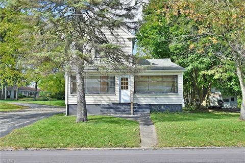 795 Poland Ave, Struthers, OH 44471 photo 1
