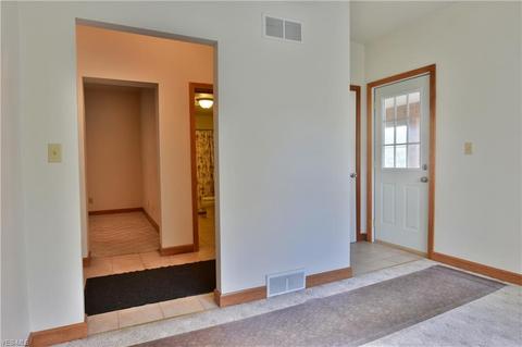 795 Poland Ave, Struthers, OH 44471 photo 11