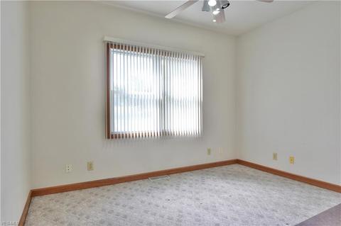 795 Poland Ave, Struthers, OH 44471 photo 10