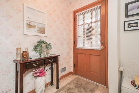 251 Vassar Ave, Elyria, OH 44035 photo 3