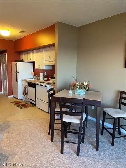 5237 Lake Rd W #1104, Ashtabula, OH 44004 photo 6