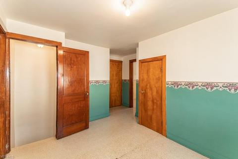 1401 Bellview St, Wickliffe, OH 44092 photo 13