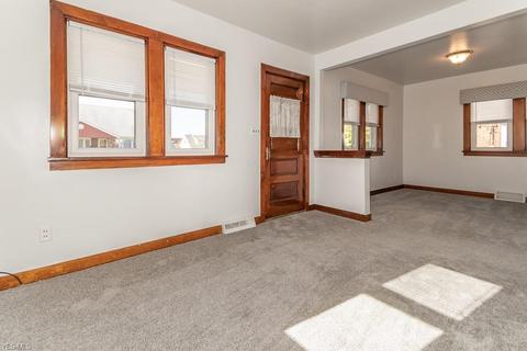 1401 Bellview St, Wickliffe, OH 44092 photo 8