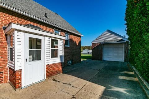 1401 Bellview St, Wickliffe, OH 44092 photo 22