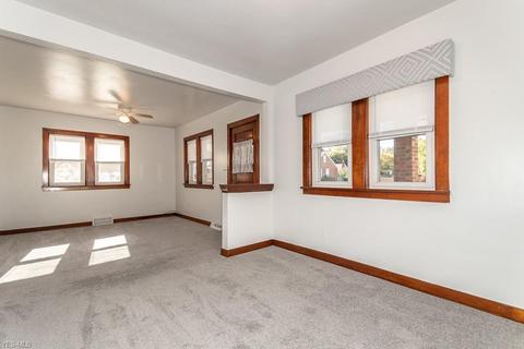 1401 Bellview St, Wickliffe, OH 44092 photo 6