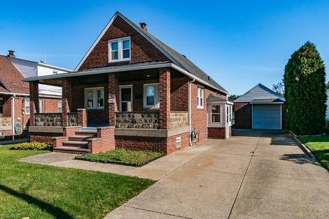 1401 Bellview St, Wickliffe, OH 44092 photo 2