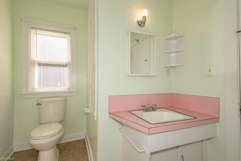 1401 Bellview St, Wickliffe, OH 44092 photo 16