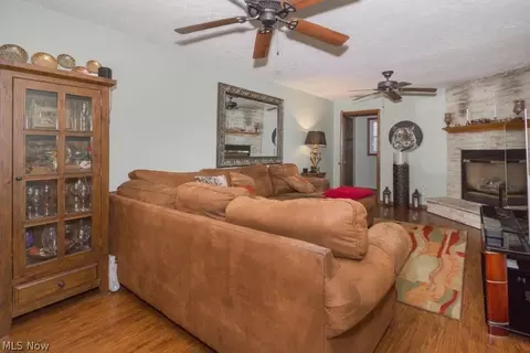 7714 Cecelia, Parma, OH 44134 photo 16