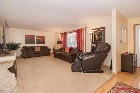 7714 Cecelia, Parma, OH 44134 photo 7