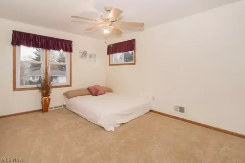 7714 Cecelia, Parma, OH 44134 photo 23