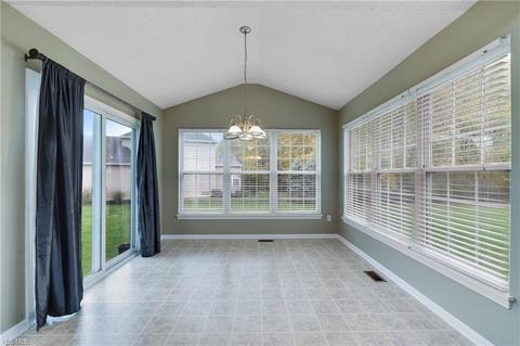 32862 Walnut Dr, Avon, OH 44011 photo 4