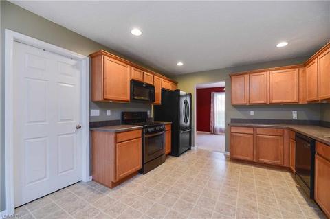 32862 Walnut Dr, Avon, OH 44011 photo 17
