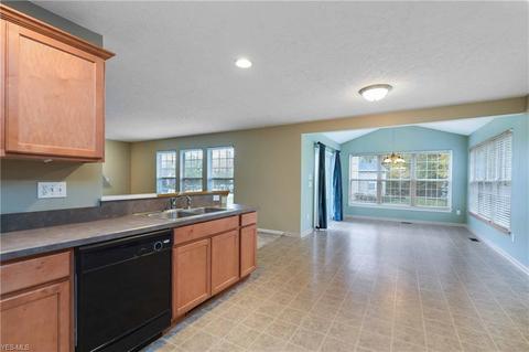 32862 Walnut Dr, Avon, OH 44011 photo 13