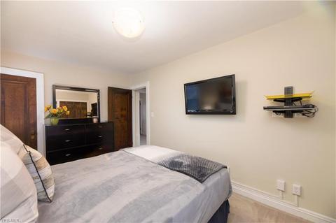 7015 Gerald Ave, Parma, OH 44129 photo 16