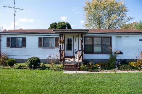 9663 Shanksdown Rd, Windham, OH 44288 photo 2