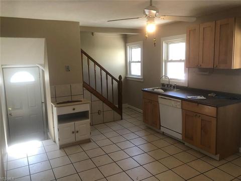525 9th, Struthers, OH 44471 photo 6