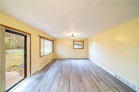 9597 Colton Rd, Windham, OH 44288 photo 4
