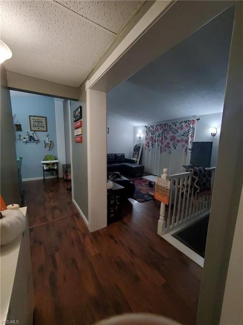 12296 Old State Rd, Chardon, OH 44024 photo 6