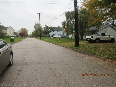 1715 Myrtle Ave, Ashtabula, OH 44004 photo 19