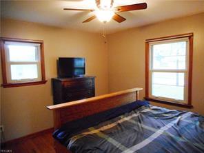 4495 Selhurst Rd, North Olmsted, OH 44070 photo 16