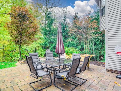4202 Devonshire Ct, Copley, OH 44321 photo 5