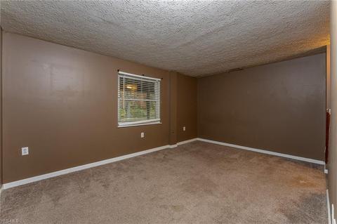 1833 Thackeray Ave NW, Massillon, OH 44646 photo 16