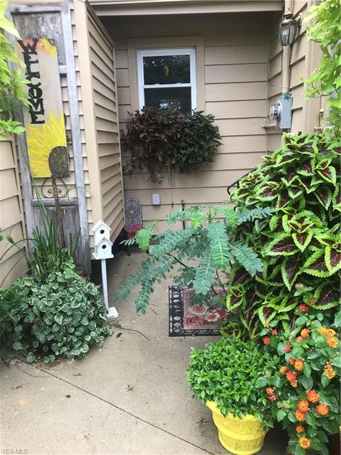 785 Abbe Rd, Elyria, OH 44035 photo 4