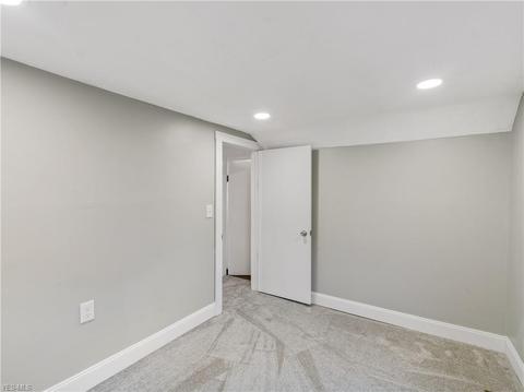 210 E Walnut St, Wadsworth, OH 44281 photo 16