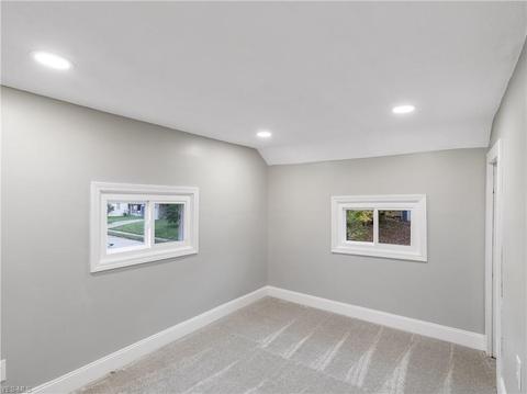 210 E Walnut St, Wadsworth, OH 44281 photo 17