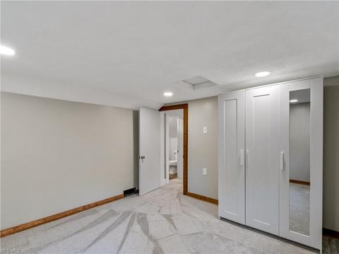 210 E Walnut St, Wadsworth, OH 44281 photo 19