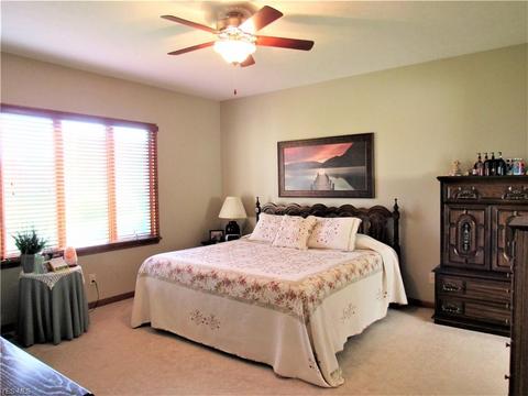 1207 Meadowbrook Dr, Dover, OH 44622 photo 27