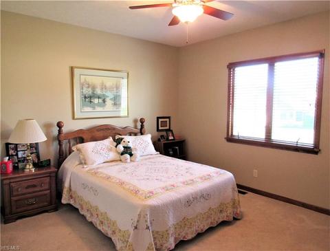 1207 Meadowbrook Dr, Dover, OH 44622 photo 30