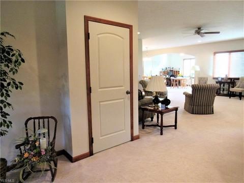 1207 Meadowbrook Dr, Dover, OH 44622 photo 5