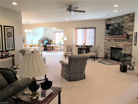 1207 Meadowbrook Dr, Dover, OH 44622 photo 9