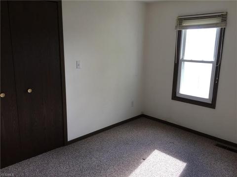 4231 Ivanhoe Dr, Lorain, OH 44053 photo 30