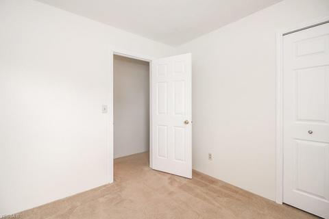 7207 Bellflower Rd, Mentor, OH 44060 photo 27
