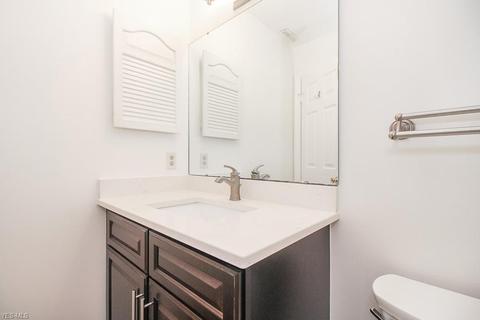 7207 Bellflower Rd, Mentor, OH 44060 photo 16