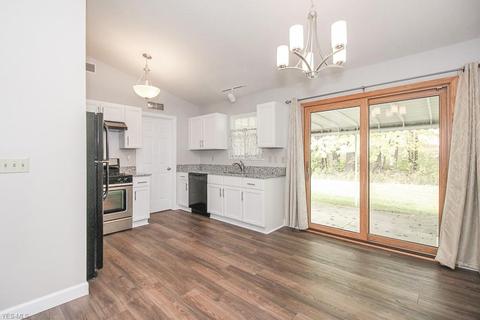 7207 Bellflower Rd, Mentor, OH 44060 photo 8