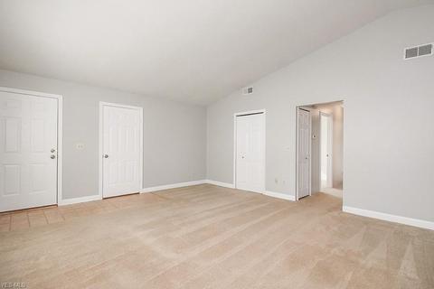 7207 Bellflower Rd, Mentor, OH 44060 photo 5