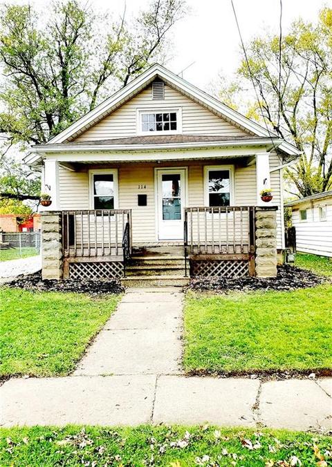 114 Euclid St, Elyria, OH 44035 photo 2